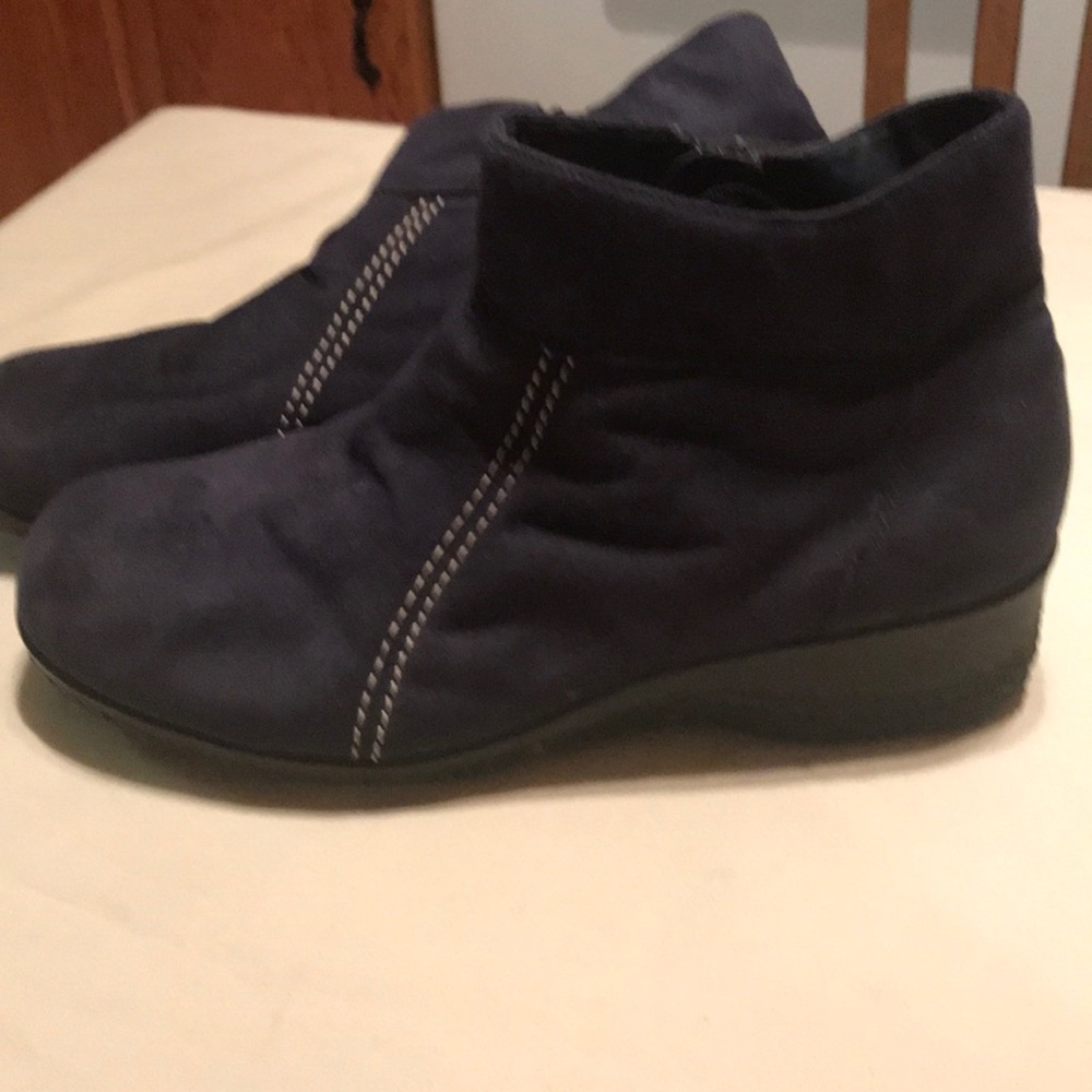 Basic edition ankle boot